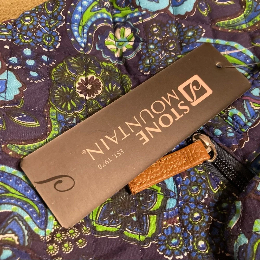 NWT Stone Mountain Paisley Shoulder Tote Bag Purse & Wristlet Blue